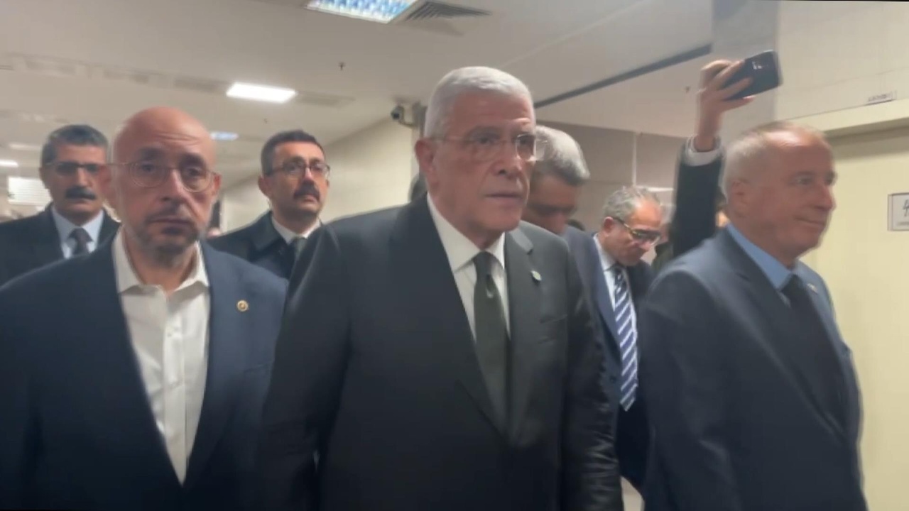 Müsavat Dervişoğlu Adliyeye Giriş Yaptı