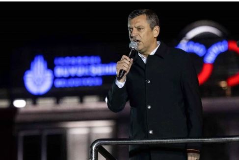 Özgür Özel'den Saraçhane'de kararlılık mesajı