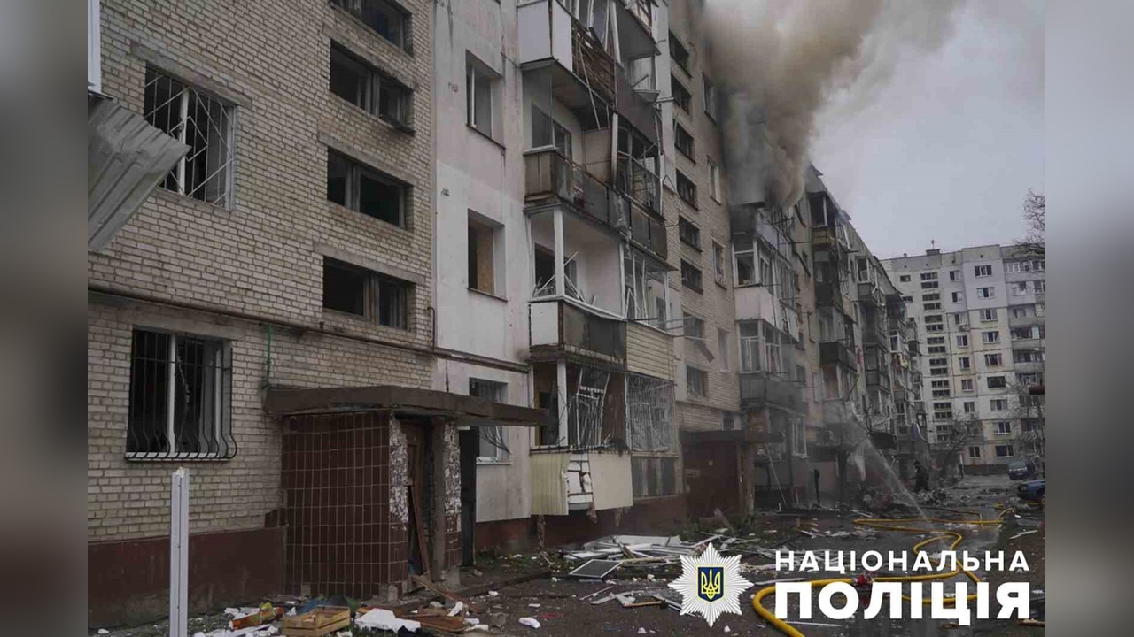 Ukrayna'ya Yapılan Füze Saldırısında Yaralı Sayısı Artıyor