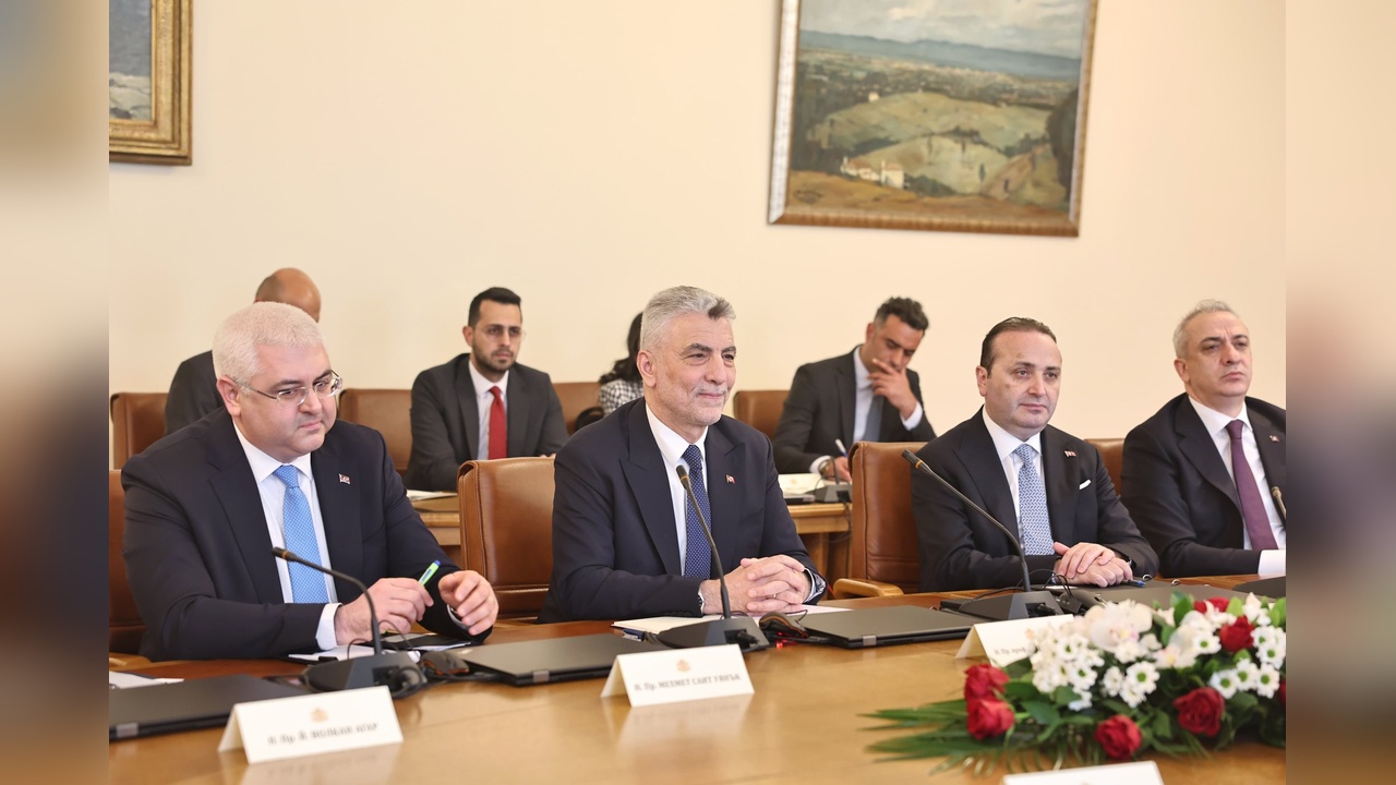Bakan Bolat ve Bulgaristan Başbakanı Jelyazkov Görüşmesi Gerçekleşti