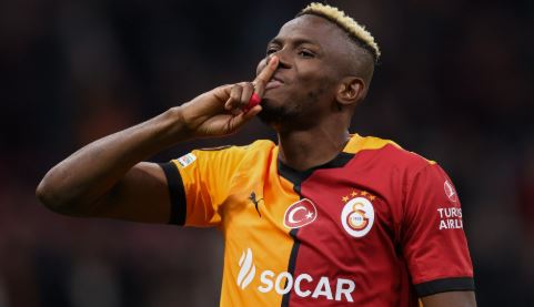 Galatasaray Osimhen için kapışıyor
