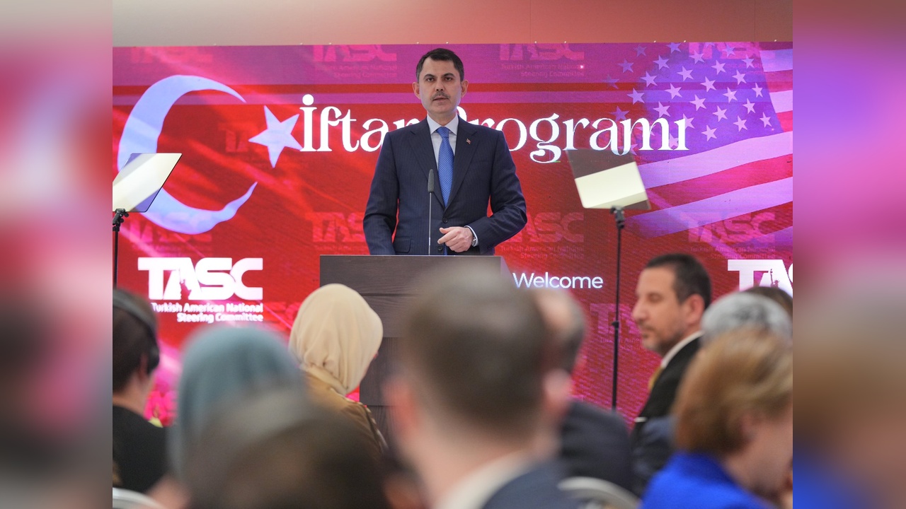 Bakan Kurum, New York'ta İftar Programında Bir Araya Geldi