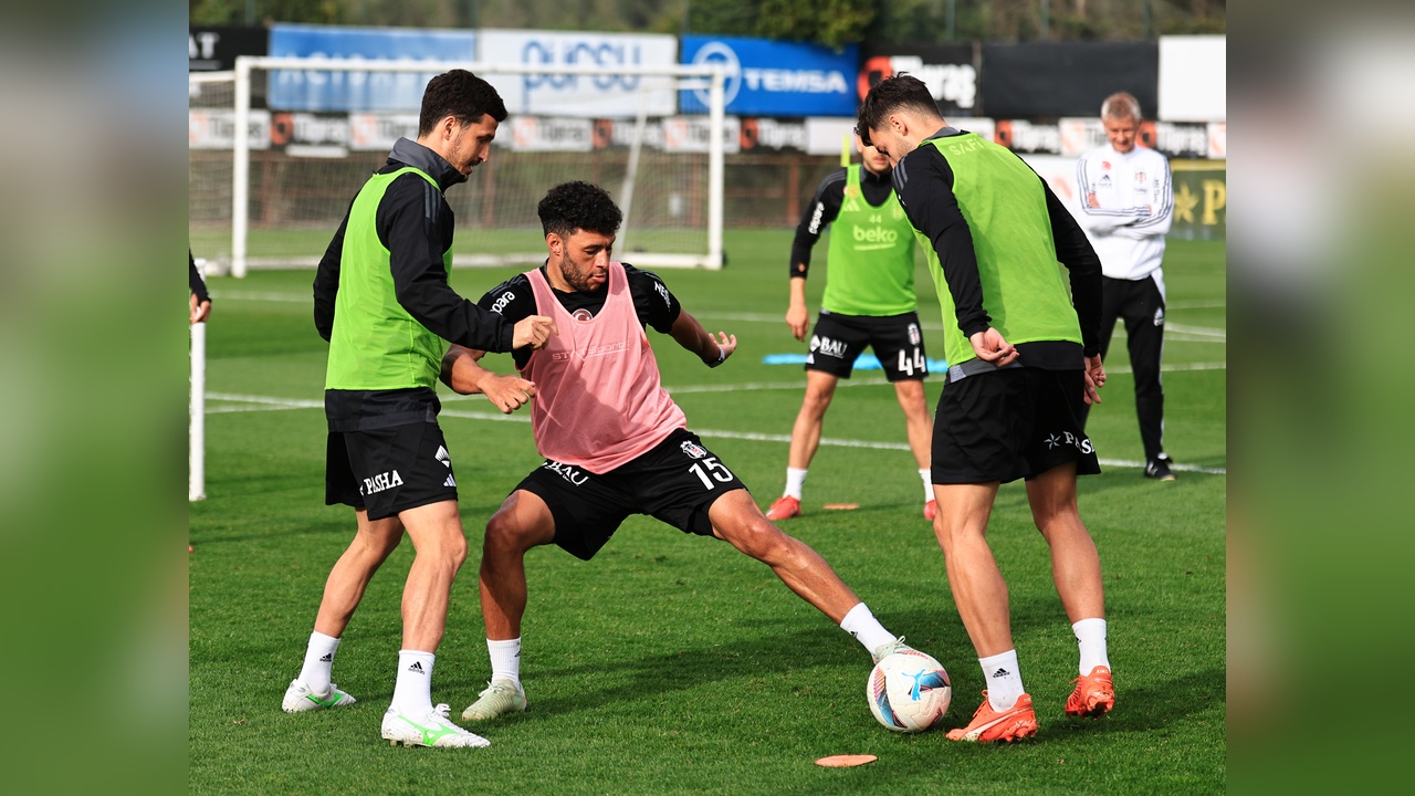 Beşiktaş, Galatasaray Karşılaşması İçin Hazırlıklarını Sürdürüyor