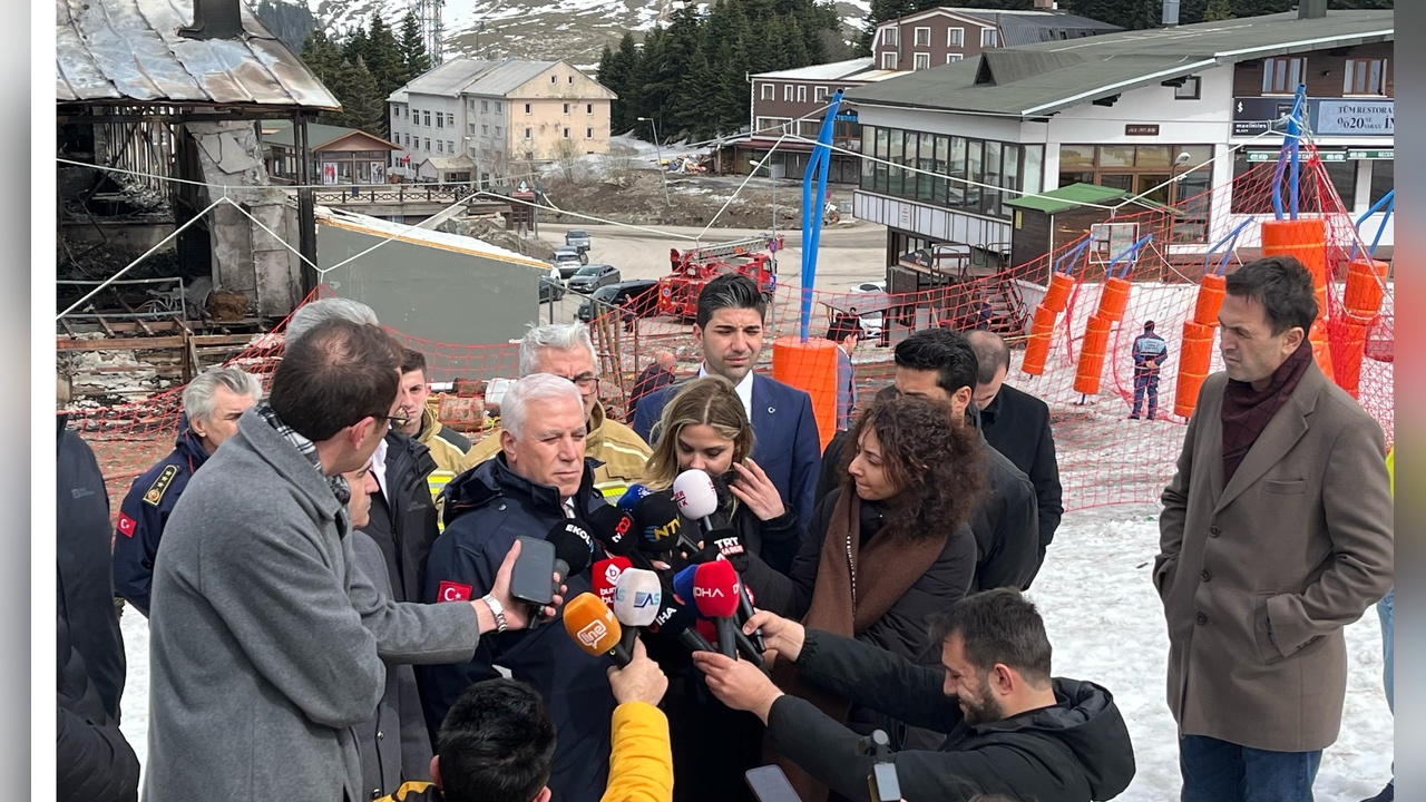 Uludağ'daki Otel Yangınında Milli Kayakçı ve Babası Hayatını Kaybetti