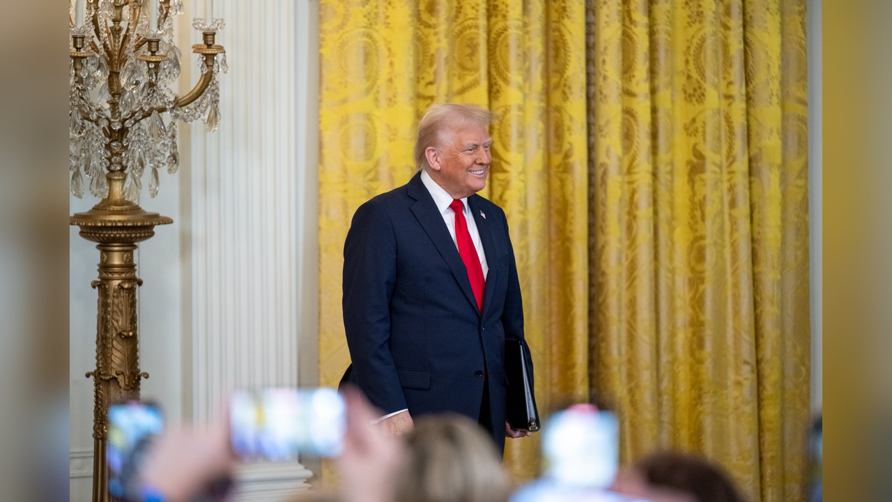Trump, Beyaz Saray'da İftar Programı Düzenledi
