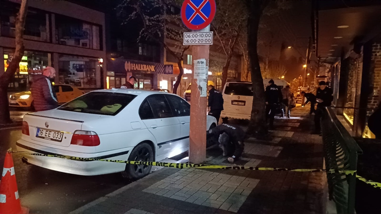 Bursa'da Otomobile Ateş Açan Şüpheli Mezarlıkta Ele Geçirildi