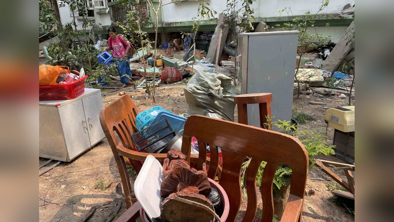 Myanmar'daki Depremler Can Kaybını Artırıyor