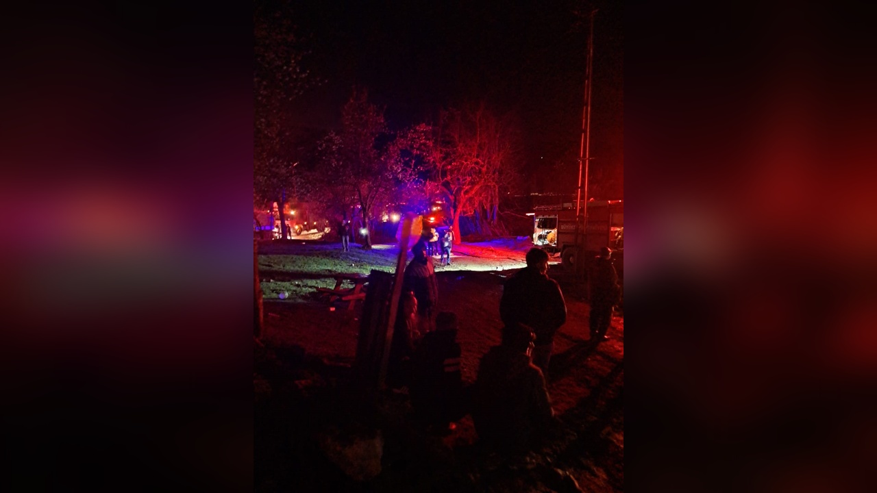 Bursa'da Elektrik Kontağı Yangını: Bir Ev Kül Oldu