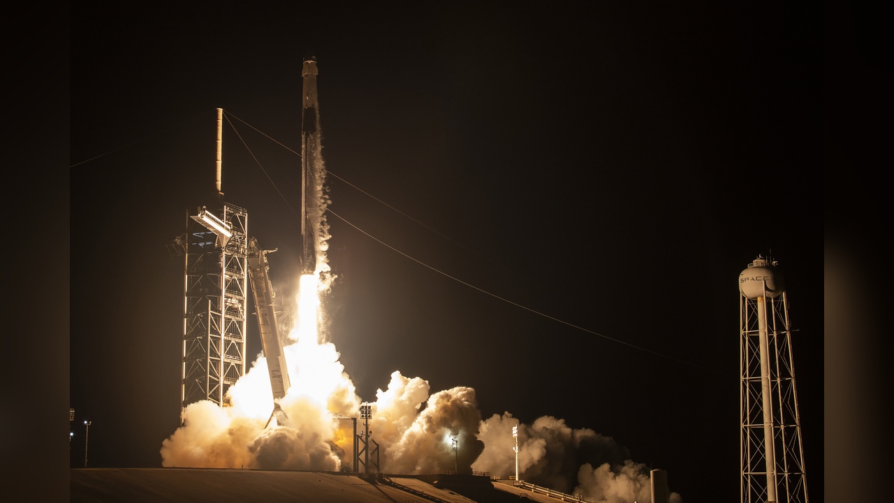 SpaceX, Cupola Uzay Penceresini Yeniden Yörüngeye Taşıdı