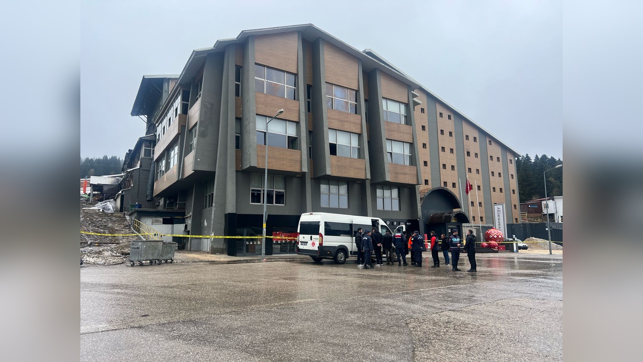 Uludağ'daki Yangın Sonrası Otel İncelemesi Tamamlandı