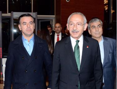 Barış Yarkadaş, CHP'li gazetecinin Kılıçdaroğlu sözlerine iki kelimeyle cevap verdi