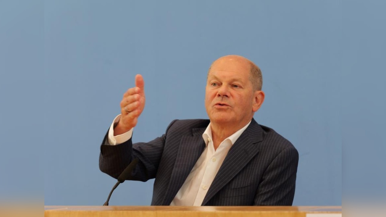 Scholz, Trump'ın Gümrük Tarifeleri Hakkında Eleştiride Bulundu