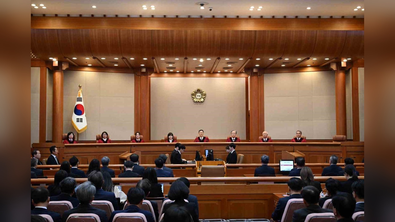 Güney Kore'de Sıkıyönetim Krizi Sonuçlandı: Yoon Suk Yeol Görevden Alındı