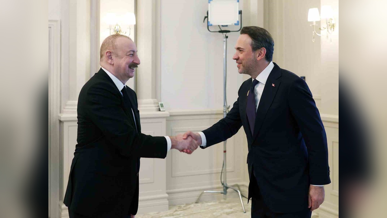 Bakan Bayraktar, Aliyev ile Görüşme Gerçekleştirdi
