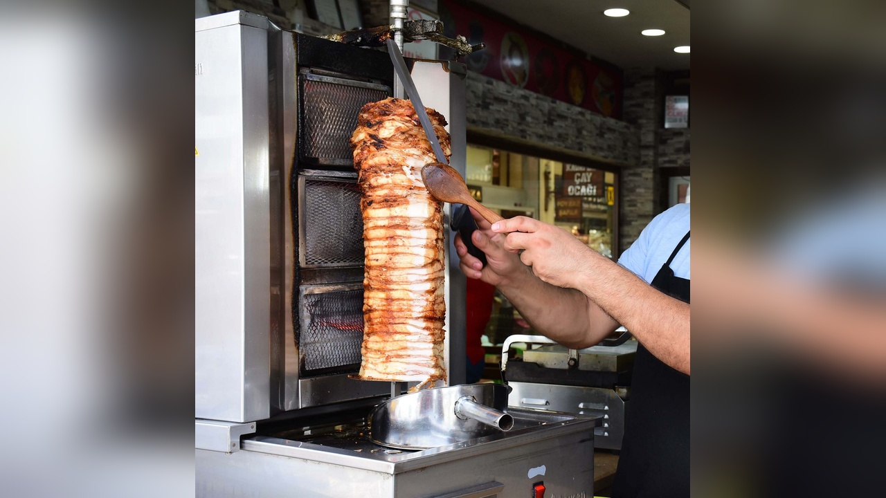 Tavuk Dönerde Salmonella Tehlikesi: Ciddi Sonuçlar Doğurabilir