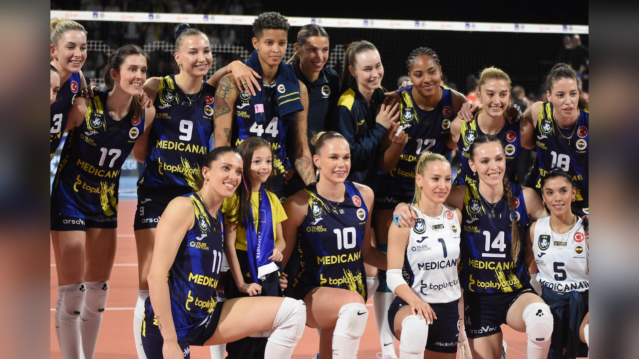 Fenerbahçe, Türk Hava Yolları'nı 3-0 Mağlup Etti