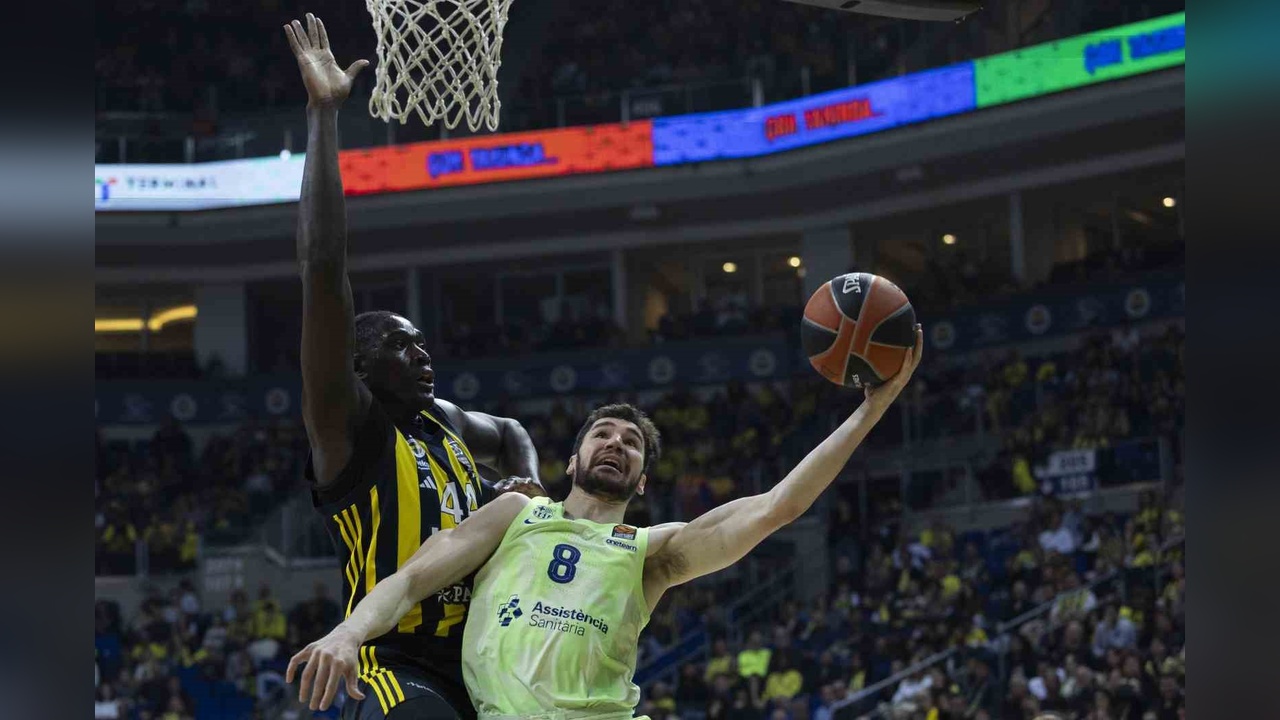 Türk Takımları THY Euroleague'de İki Maçta Bir Galibiyet Aldı