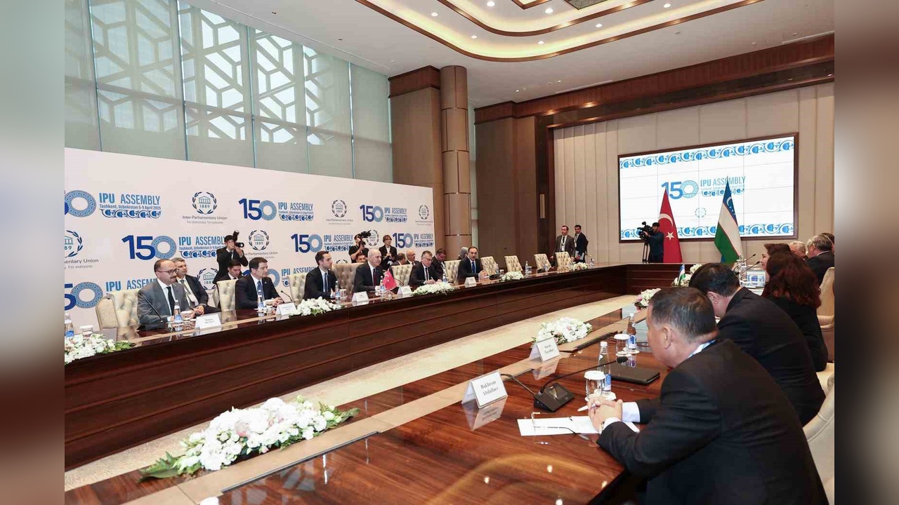 Kurtulmuş, Özbekistan Meclis Başkanları ile Bir Araya Geldi