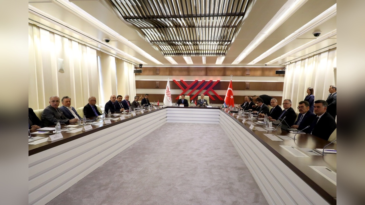 Özbekistan'da Yeni Bir Üniversite Kuruluyor