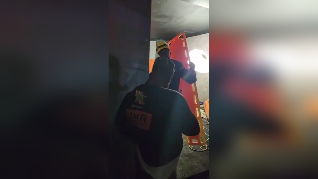Gece Kulübünde Çatı Çökmesi: 15 Kişi Hayatını Kaybetti