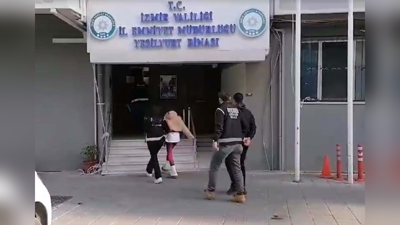 İzmir'de Devre Mülk Dolandırıcılığı Operasyonu: 17 Kişi Tutuklandı