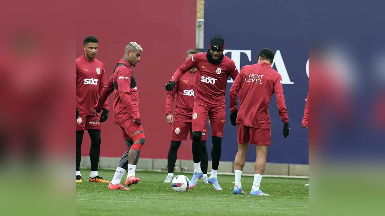 Galatasaray, Samsunspor Karşılaşması İçin Hazırlıklarını Sürdürüyor