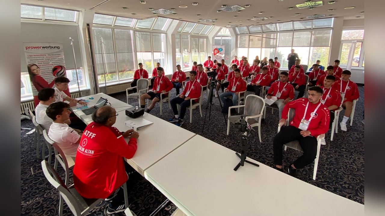 ATFF, Stuttgart'ta Futbol Altyapı Seçmeleri Düzenliyor