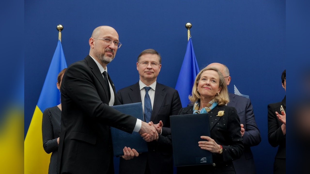 AB, Ukrayna'ya 300 Milyon Euro Destek Sağlayacak
