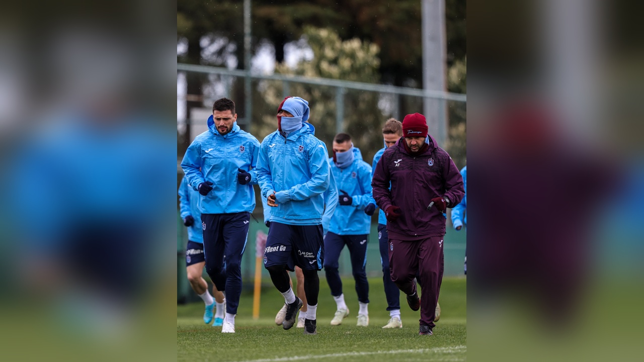 Trabzonspor, Çaykur Rizespor Maçına Hazırlıklarını Sürdürüyor