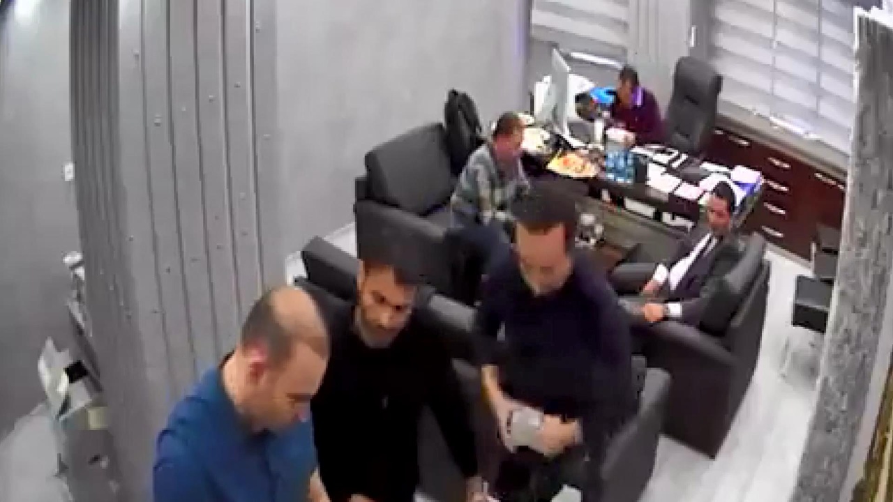 CHP'nin 'Para Sayma' Davasında Duruşmalar Devam Ediyor