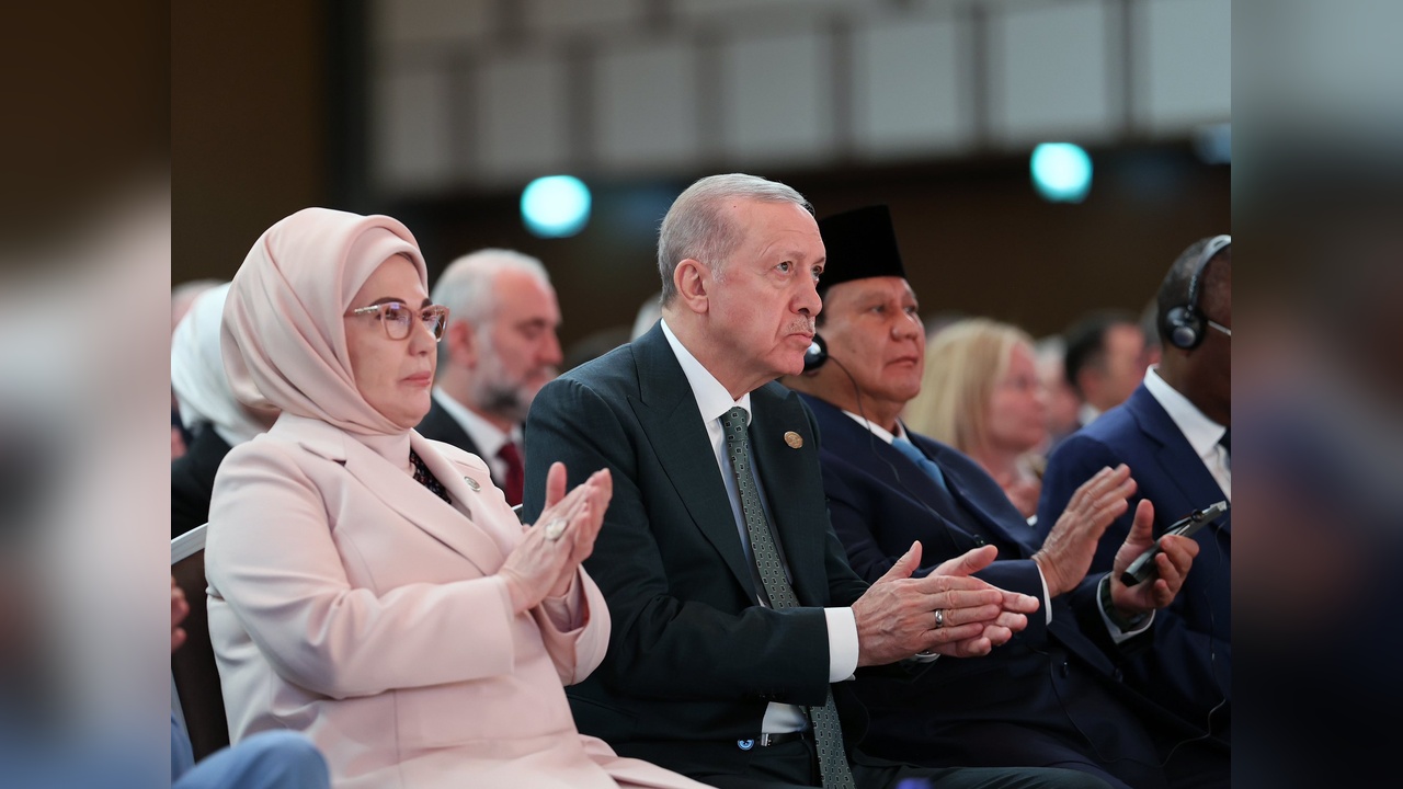 Emine Erdoğan, Antalya Diplomasi Forumu Hakkında Açıklamalarda Bulundu