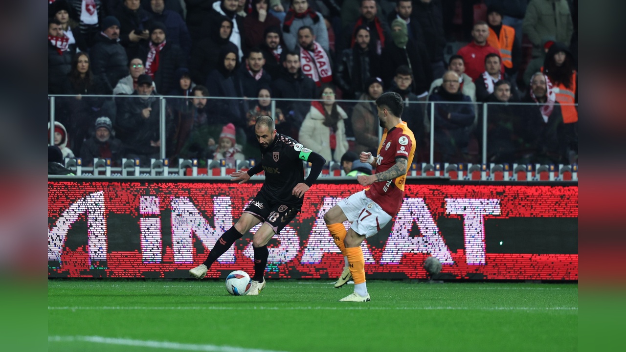 Galatasaray, Samsunspor'u 2-0 Mağlup Etti