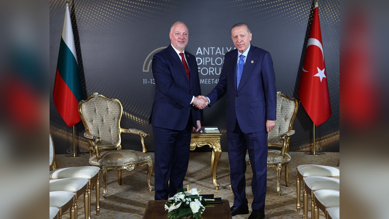 Cumhurbaşkanı Erdoğan, ADF'de Diplomatik Temaslarda Bulundu