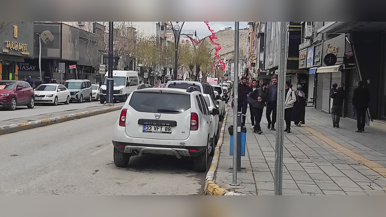 Van'da İki Deprem Meydana Geldi