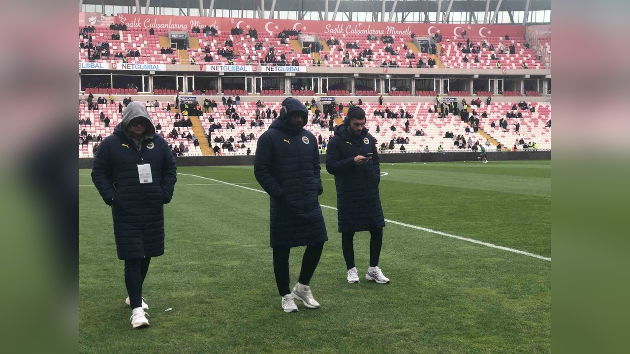 Fenerbahçe ve Mourinho, Zemin Kontrolü İçin Bir Araya Geldi