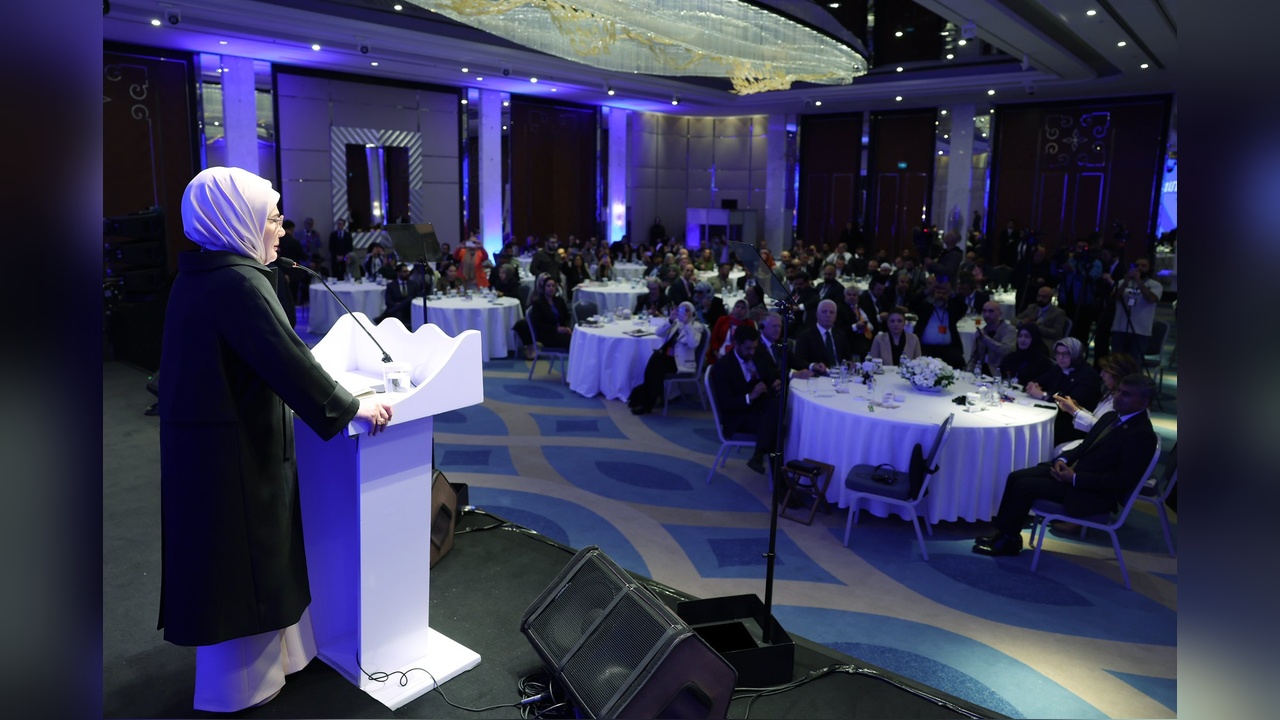 Emine Erdoğan, Küresel Donörler Forumu'nda Ödül Aldı