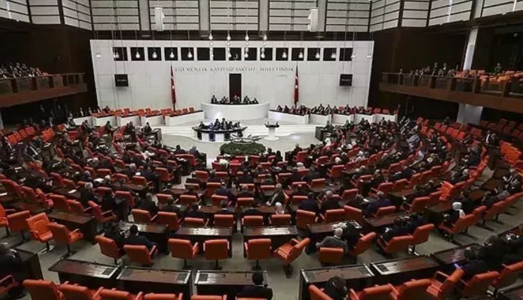 AKP'den kanun teklifi: 21 Mart resmi tatil mi oluyor?