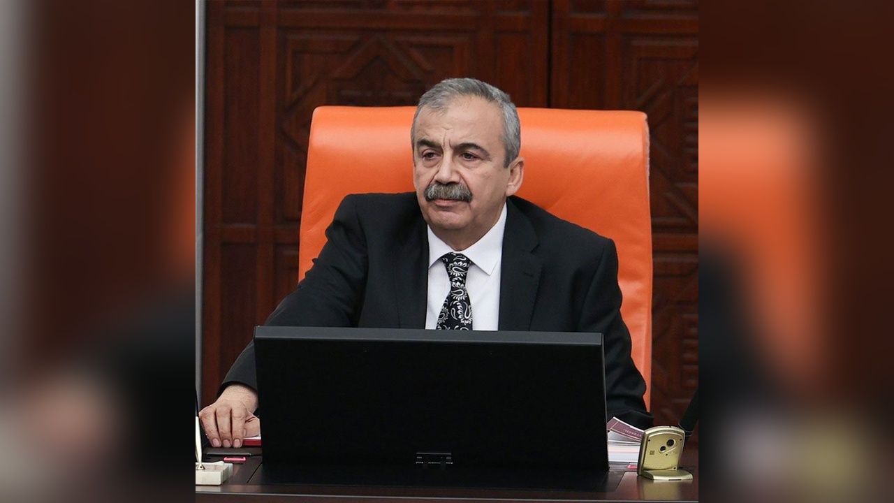 Sırrı Süreyya Önder TBMM Genel Kurulu’nda Sağlık Durumunu Paylaştı