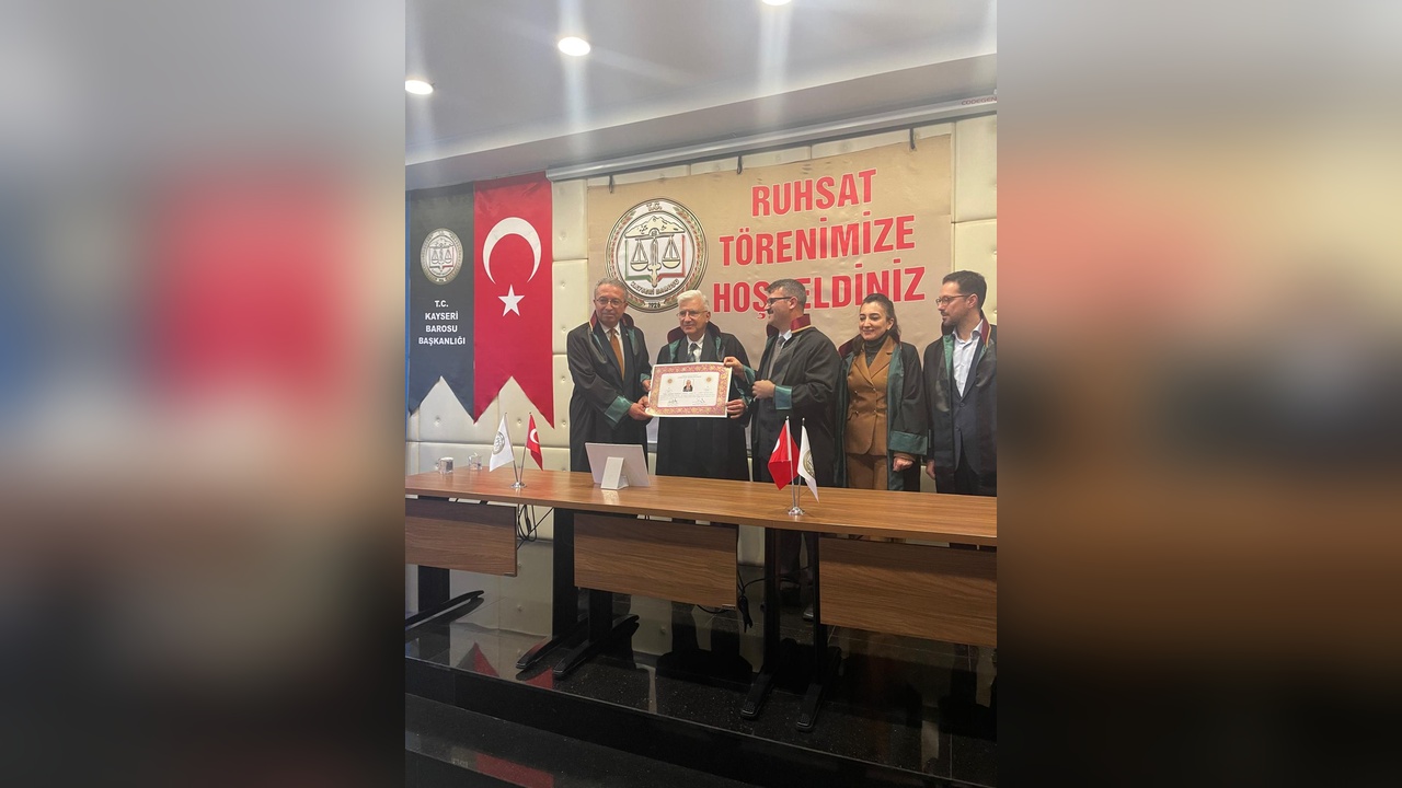 34 Yıllık Genel Cerrah Sağlıkta Şiddet Artışı Nedeniyle Avukatlığa Başladı