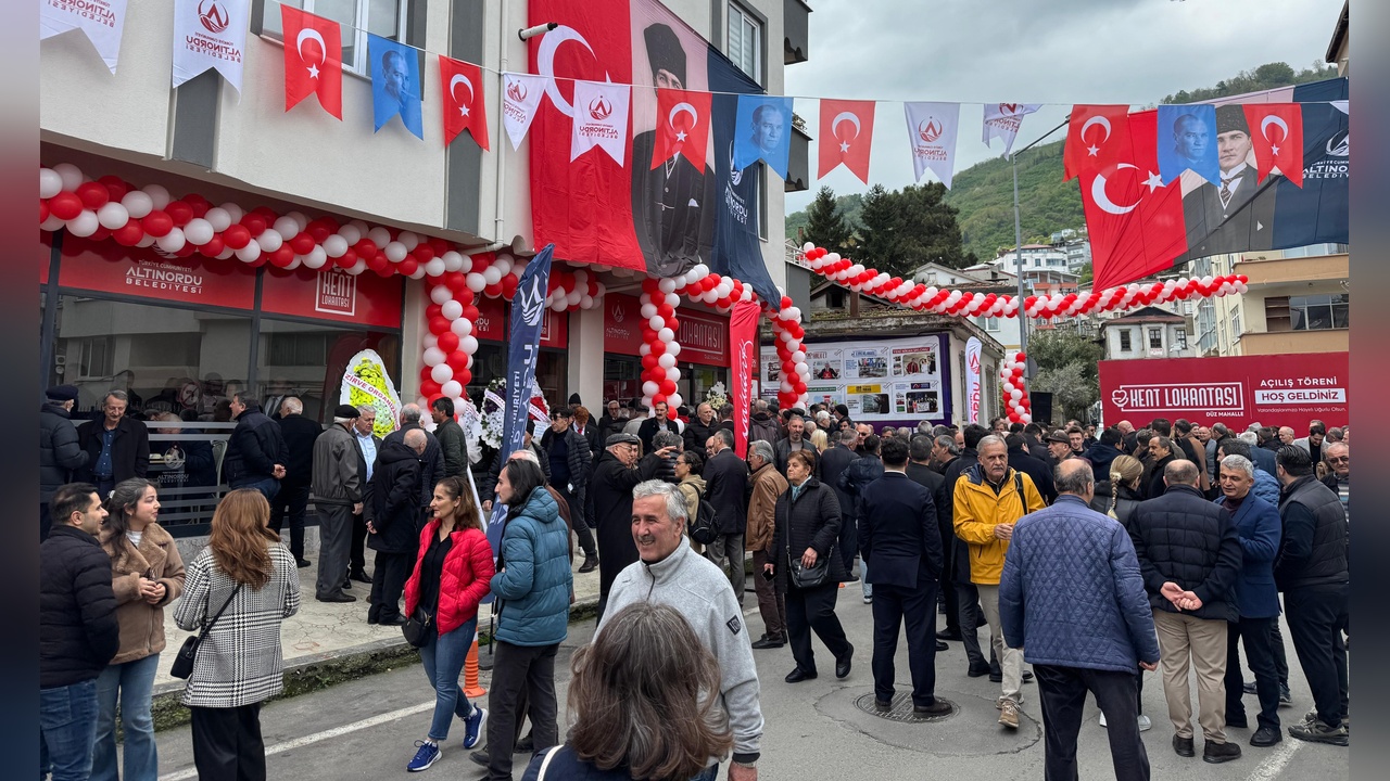 CHP'li Zeybek: Sandık Gelene Kadar Meydanlarda Olacağız