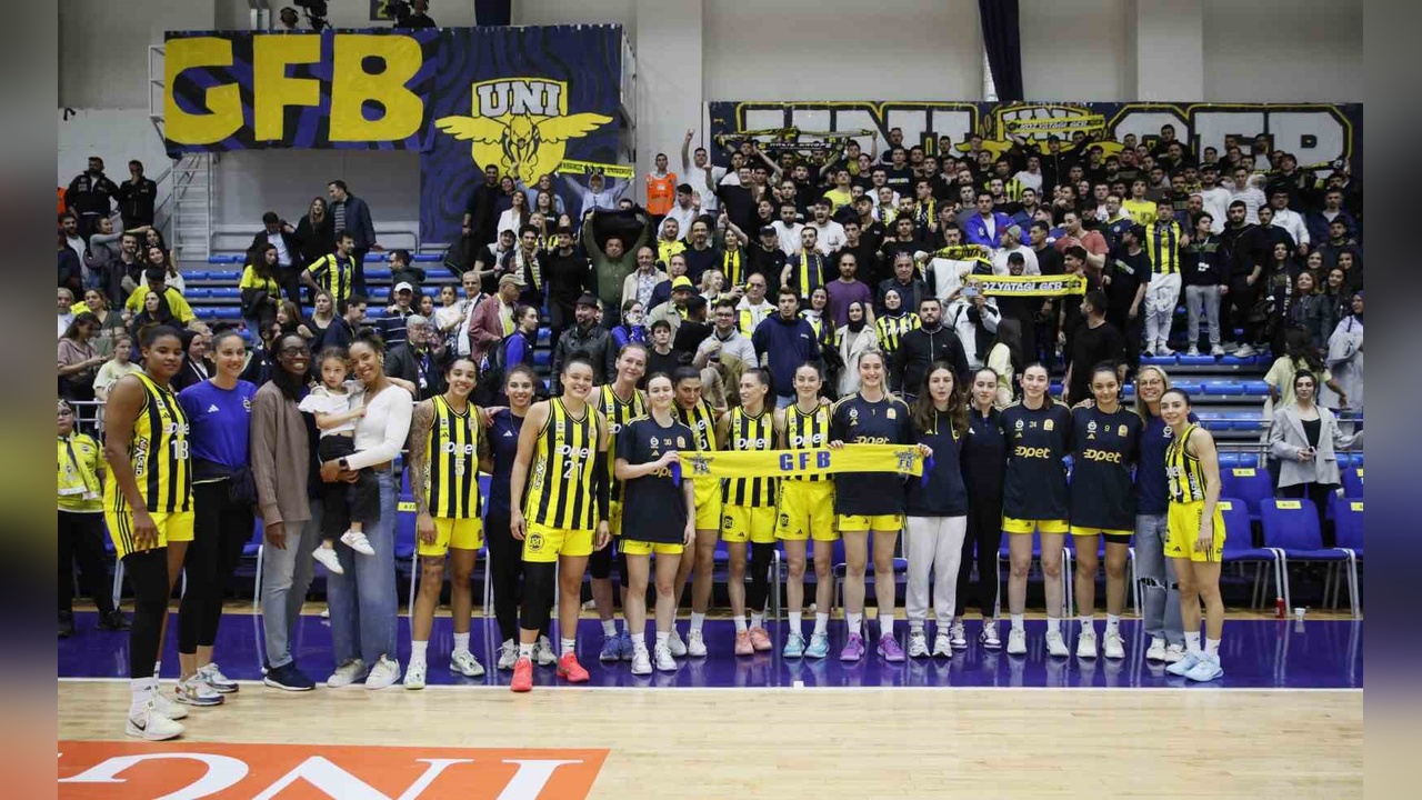 Fenerbahçe, Seride İlk Avantajı Elde Etti