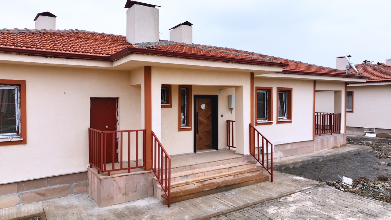 Bakan Kurum, Köy Evlerinin Güzelliğine Dikkat Çekti