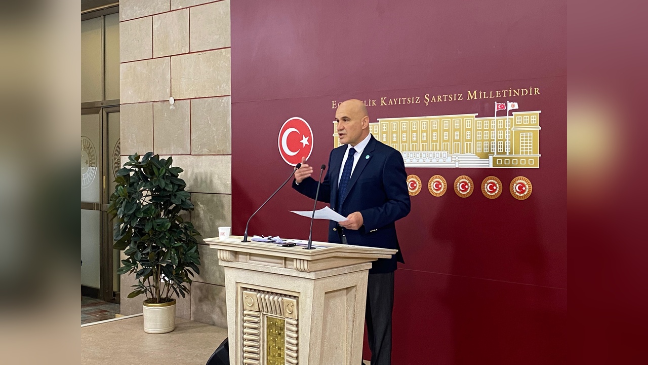 İYİ Partili Çömez: Hukuk Devleti İçin AYM Kararlarına Uyum Şart