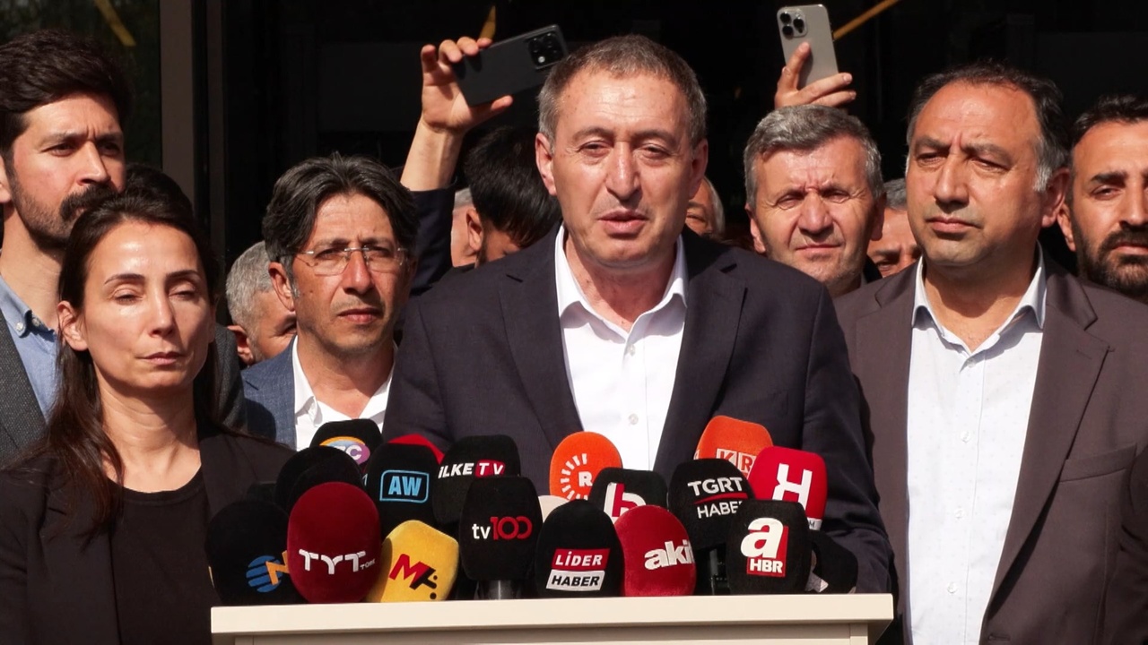 DEM Parti Eş Genel Başkanı Bakırhan, Sırrı Süreyya Önder'in Sağlık Durumunu Açıkladı