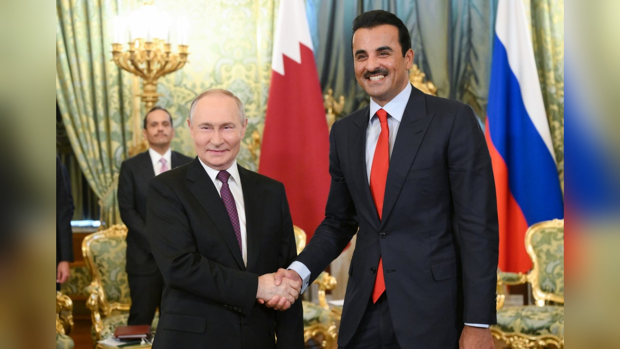 Putin ile Katar Emiri Al Sani Moskova'da Görüştü