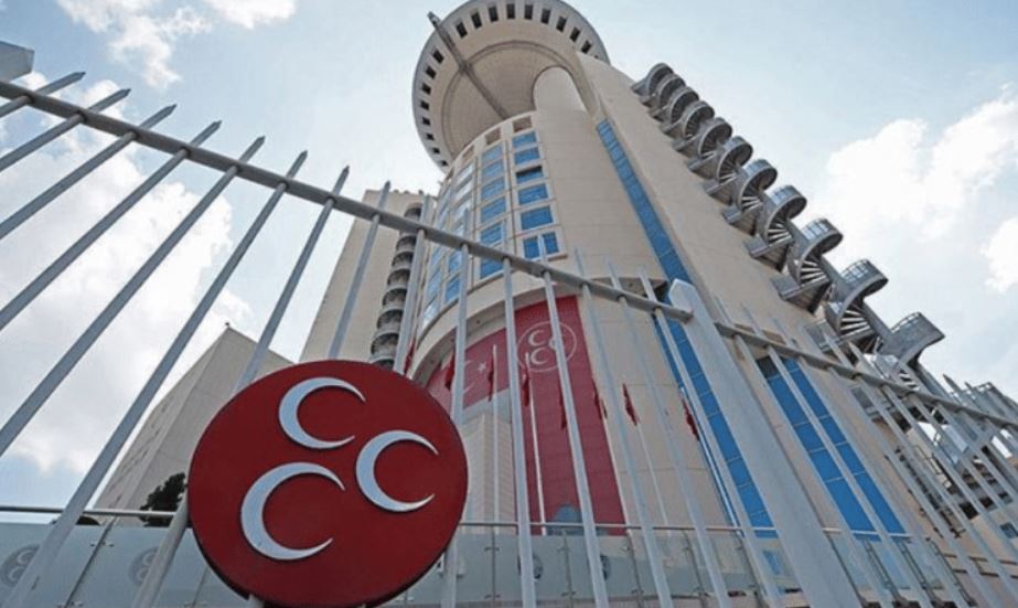 MHP'de yolsuzluk iddiası: İlçe teşkilatı kapatıldı