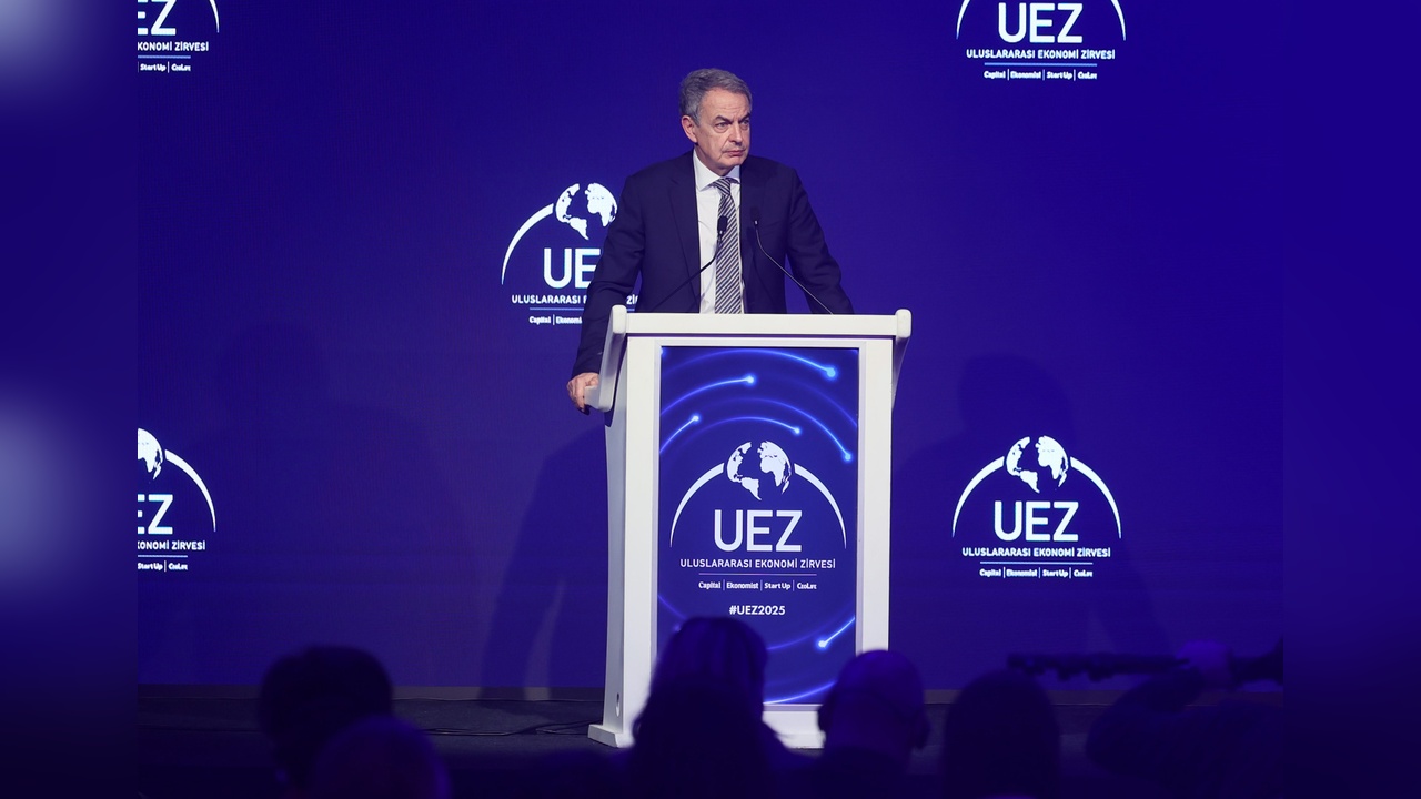 Zapatero: Türkiye'nin AB'ye Katılımı Medeniyetin Tamamlanması Olur