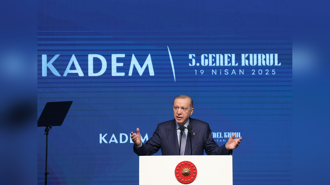 Cumhurbaşkanı Erdoğan, KADEM'in 5. Olağan Genel Kurul Toplantısına Katıldı