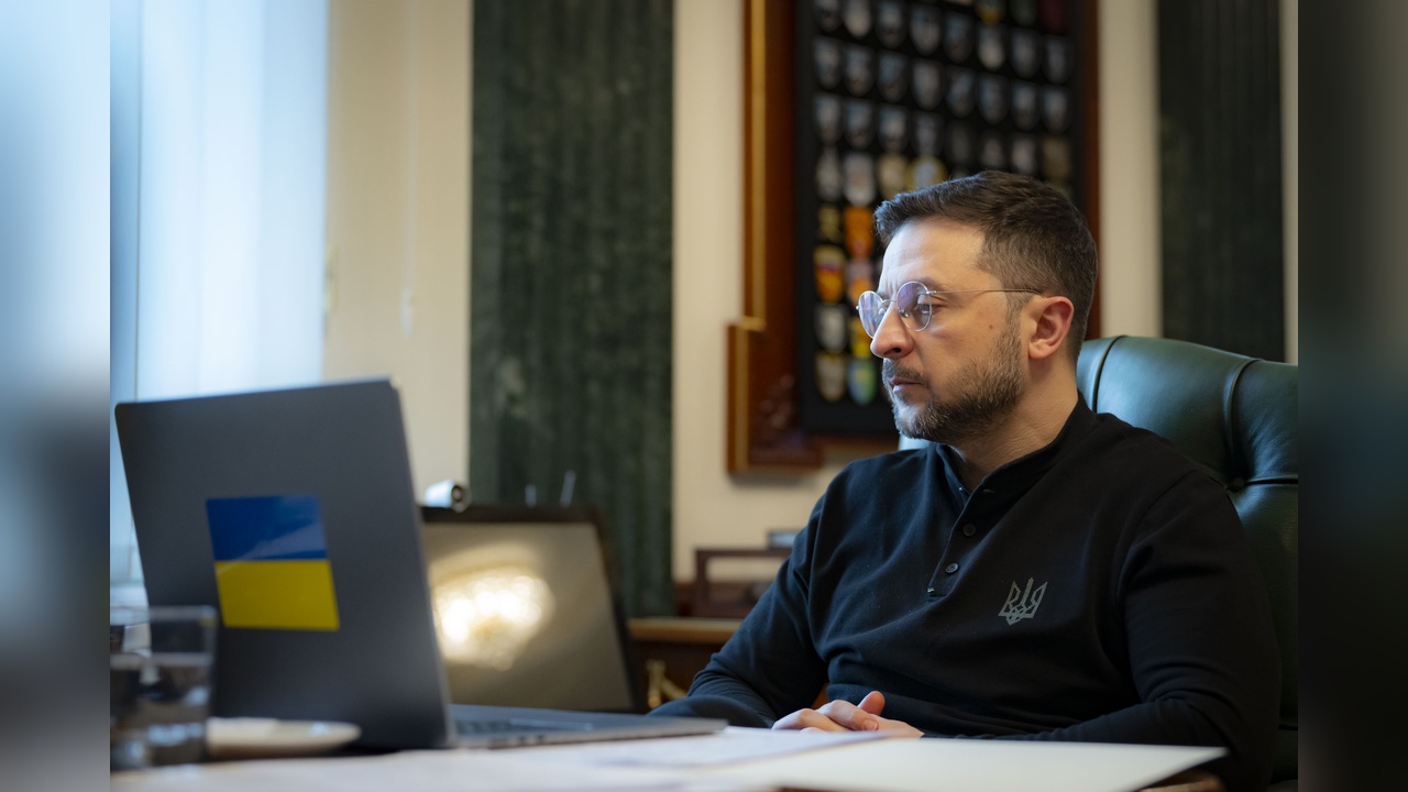 Zelenskiy'den Rusya'ya Ateşkes İhlali Uyarısı