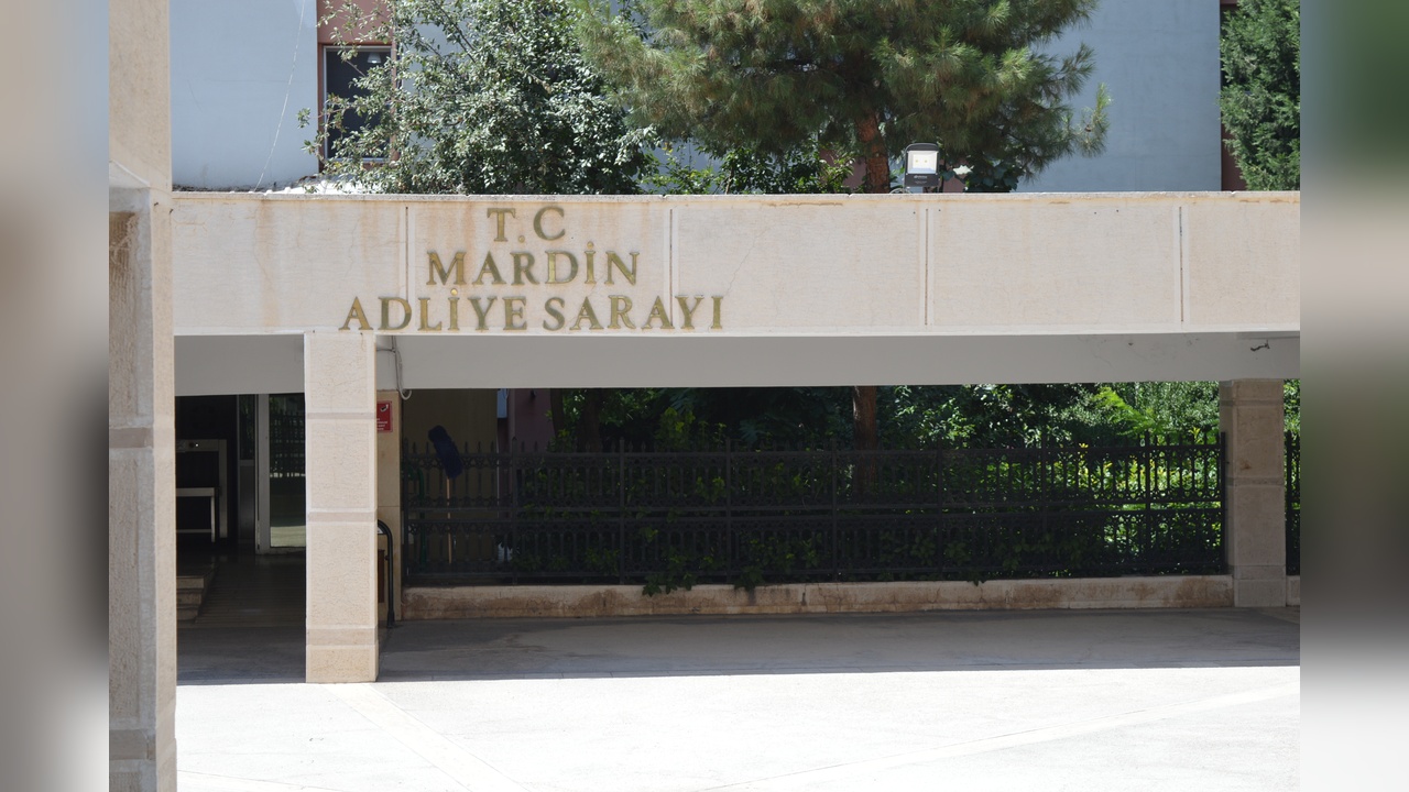 İstinaf Mahkemesi Kararını Değiştirdi: Cinayet Davası Yeniden Görülüyor, Firarda Olan İki Kişi Çocuk Sahibi Oldu